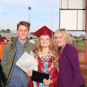 Meet your Posher, Caitlin